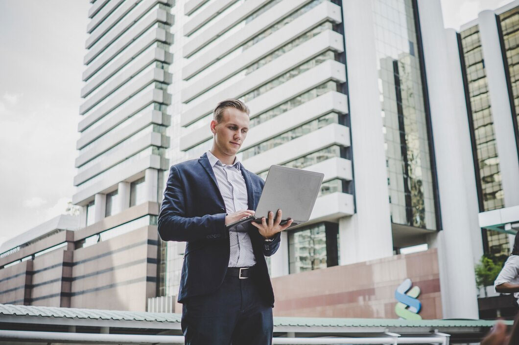 Commercial real estate broker Auburn Hills MI