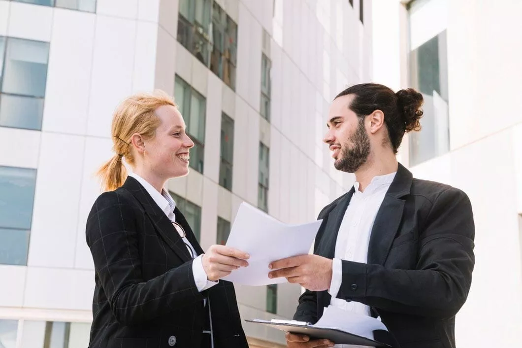 src40 buying commercial property legal advice Auburn Hills, MI